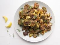 Crispy smashed za'atar potatoes