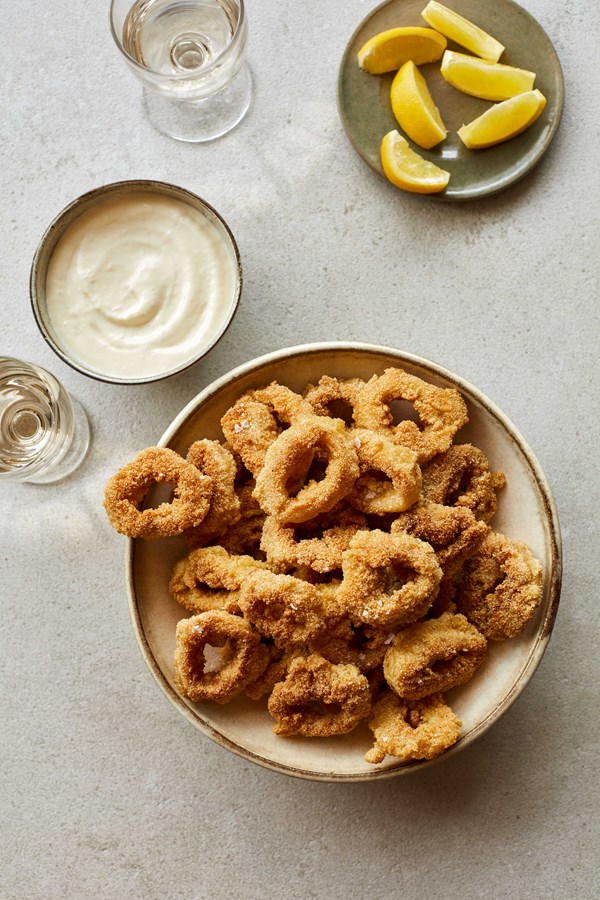 Crispy squid with aioli