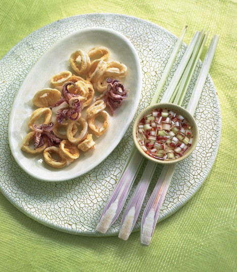 Crispy squid with chilli lemongrass dip