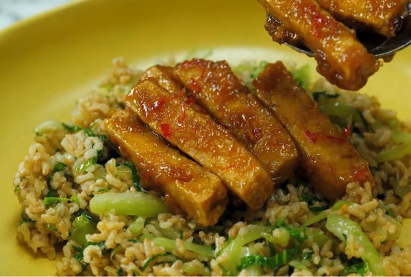 Crispy, sticky tofu with pak choi wok-tossed rice