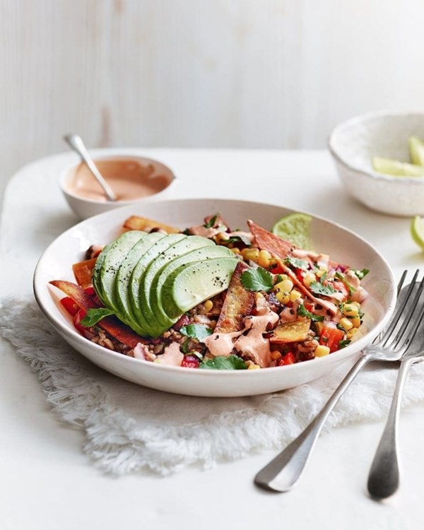 Crispy tortilla rice bowl