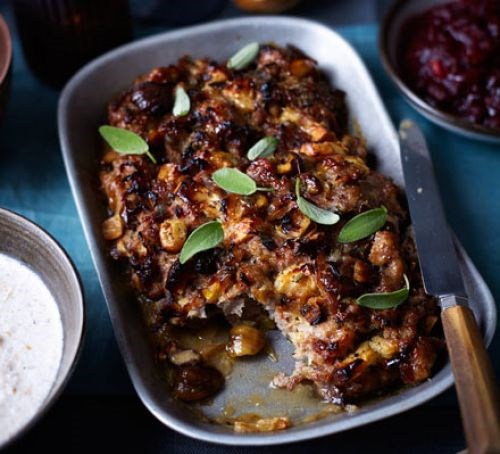 Crispy traybake stuffing