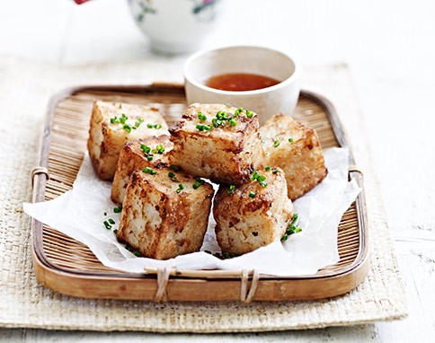 Crispy turnip cake with chilli sauce