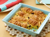 Croissant bread pudding