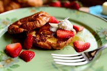 Croissant French toast
