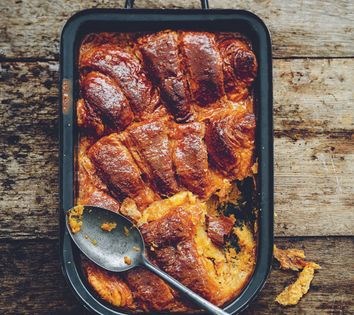Croissant pudding with caramel and bourbon