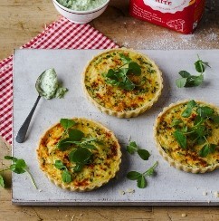 Cromer crab tart with pea crème fraîche