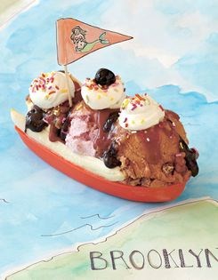 Crossing Brooklyn Ferry [sundae]