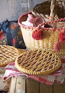 Crostata with peach jam