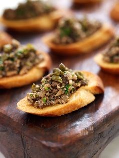 Crostini with wild mushroom tapenade
