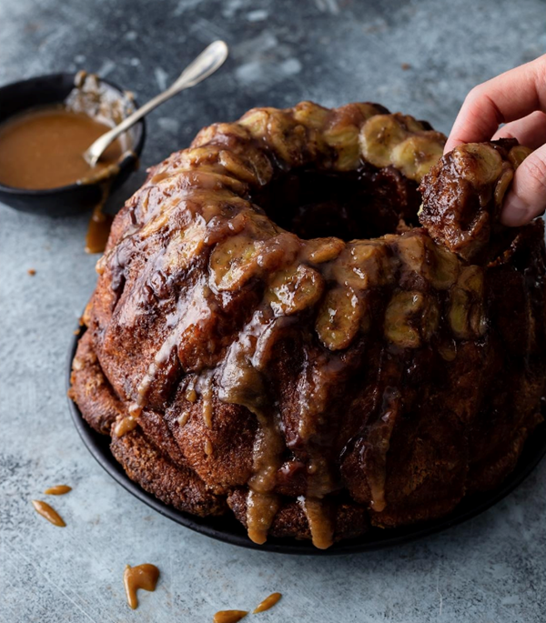 Crowd-pleasing banoffee chocolate monkey bread