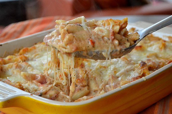 Crowd pleasing weeknight baked ziti