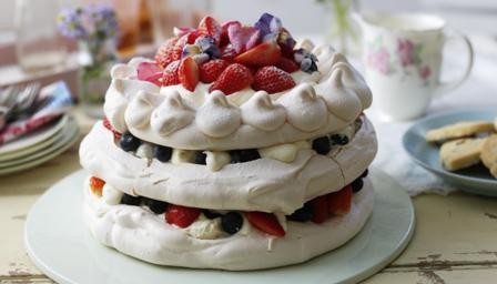 Crown layered Pavlova