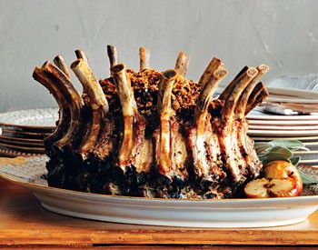 Crown roast of pork with onion and bread-crumb stuffing