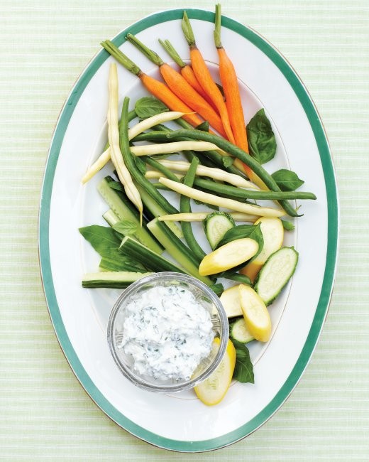 Crudités with herbed ricotta