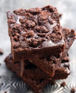 Crumb-topped brownies