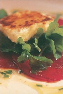 Crumbed goat cheese salad