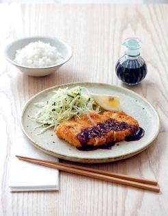Crumbed pork (Tonkatsu)