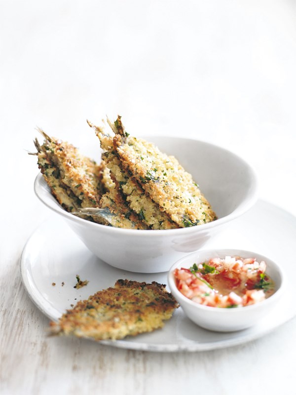 Crumbed sardines with tomato dressing