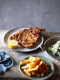 Crumbed veal cutlets Milan-style (Cotolette Milanese)