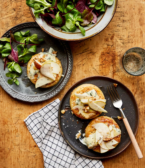 Crumpets, honey pears, dolcelatte and walnuts