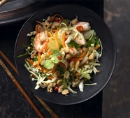 Crunchy cabbage & prawn salad