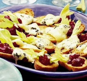 Crunchy Christmas crostini
