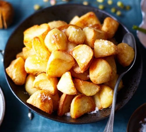 Crunchy confit roast potatoes