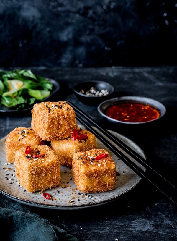 Crunchy fried tofu with sweet ginger sauce