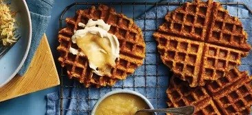 Crunchy hash brown waffles with applesauce 