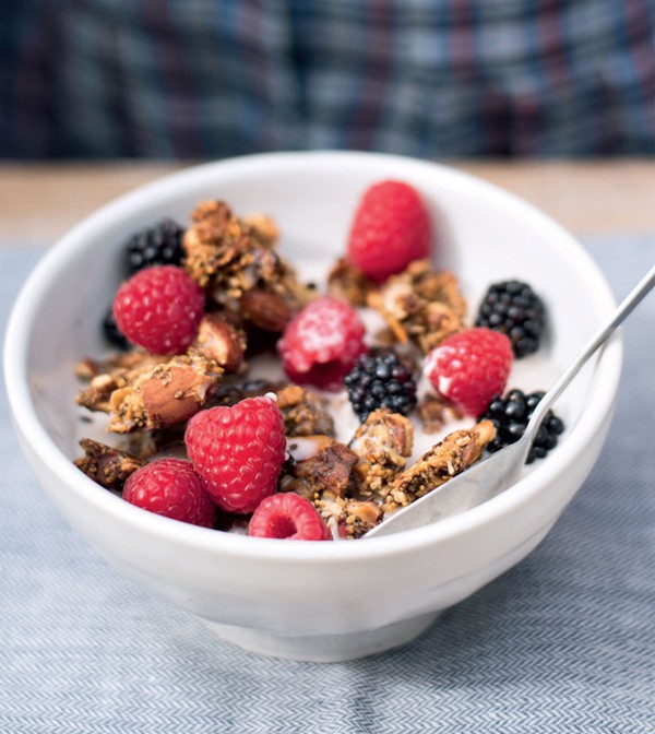 Crunchy nut and seed granola