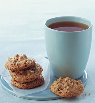 Crunchy pecan cookies
