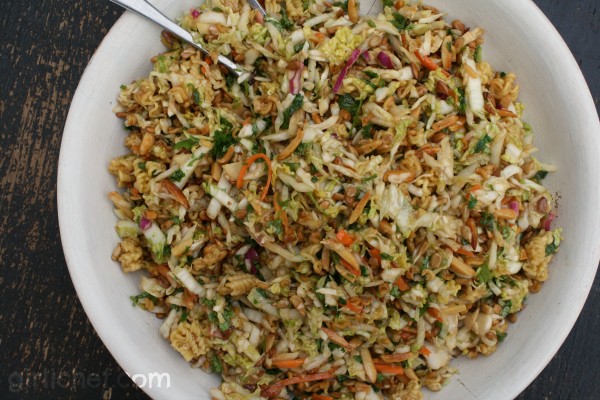 Crunchy ramen salad