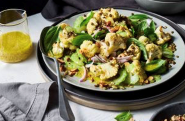 Crunchy roasted cauliflower salad