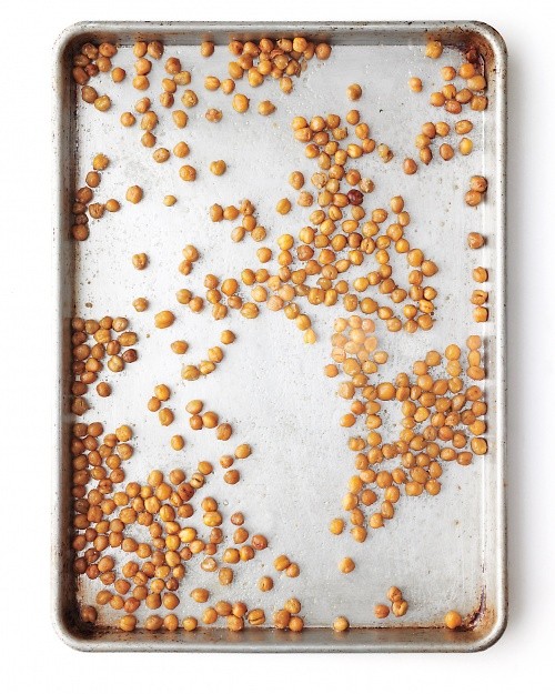 Crunchy roasted chickpeas