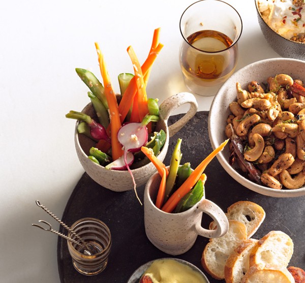 Crunchy sake pickles