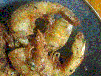 Crunchy salt-and-pepper shrimp (Jiāoyán sū xiā / 椒鹽酥蝦)