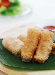 Crunchy Siam spring rolls