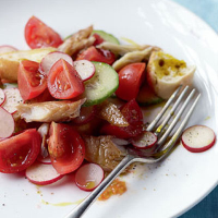 Crunchy smoked mackerel salad