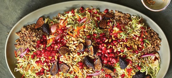 Crunchy sprouts and quinoa salad 
