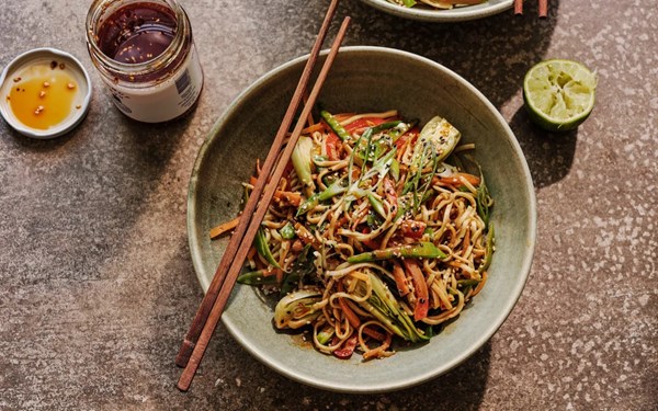 Crunchy stir-fried vegetables with noodles and peanut rayu