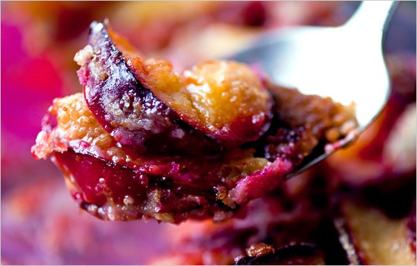 Crunchy-topped whole-wheat plum cake