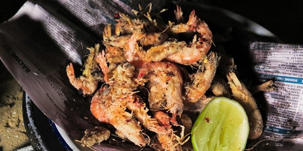 Crunchy whole school prawns with lime and chilli