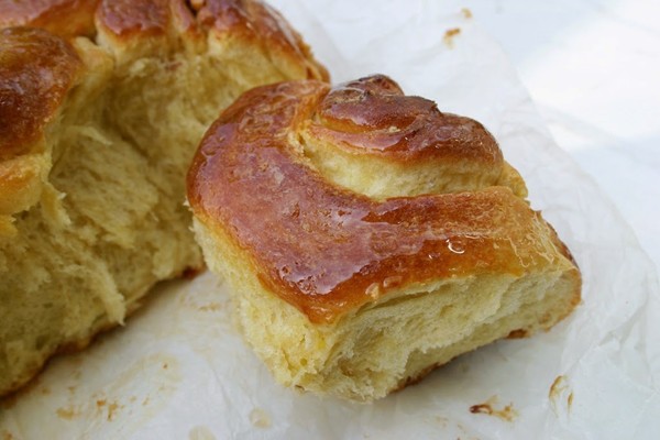 Crushed almond honey girelle