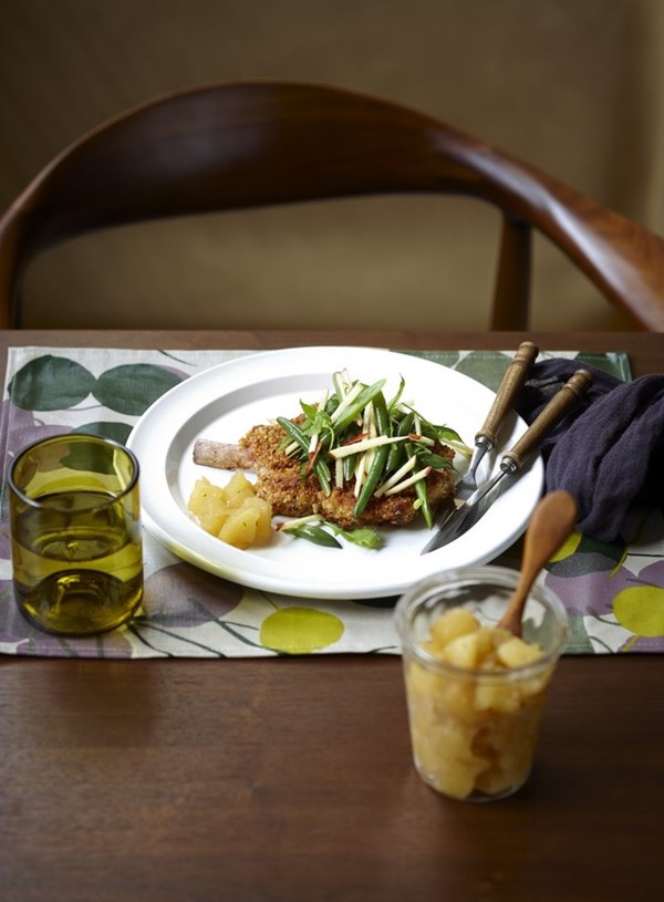 Crushed apple and ginger sauce