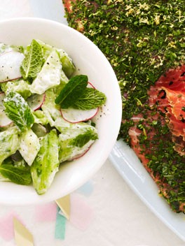 Crushed cucumber and mint salad