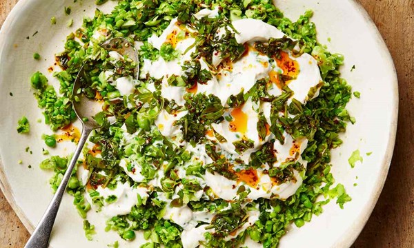 Crushed edamame and peas with lemon ricotta