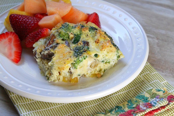 Crustless Brie, vegetable and egg bake