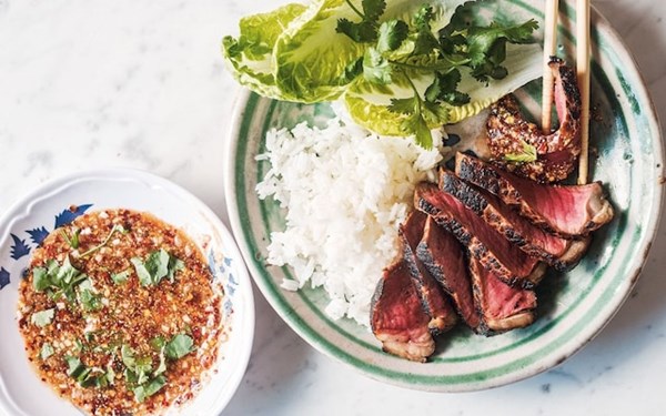 Crying tiger (Thai-style steak) with tamarind sauce