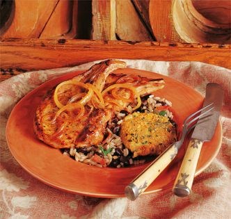 Cuban-style pork chops (Chuletas de puerco Criollas)